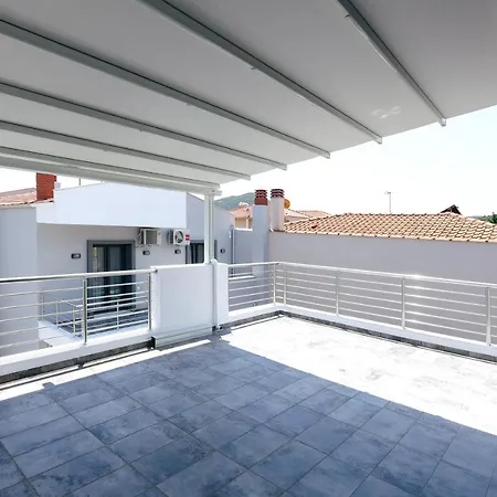 W1 Apartament Kavala